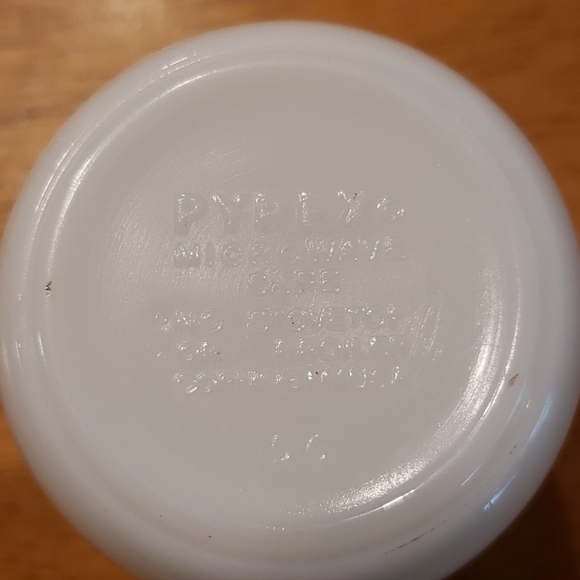 Vintage Large Crazy Daisy 8oz Opal Glass Creamer - Picture 5 of 8